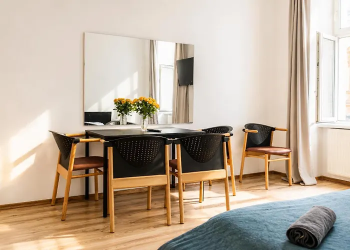 Apartment Comfy 2br Tv & Wifi Suitable For Long Vienna